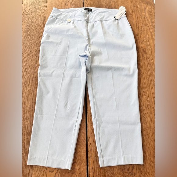 Premise Pants - NWT. Premise Striped Light Blue Capri Pants Tommy Control 2X